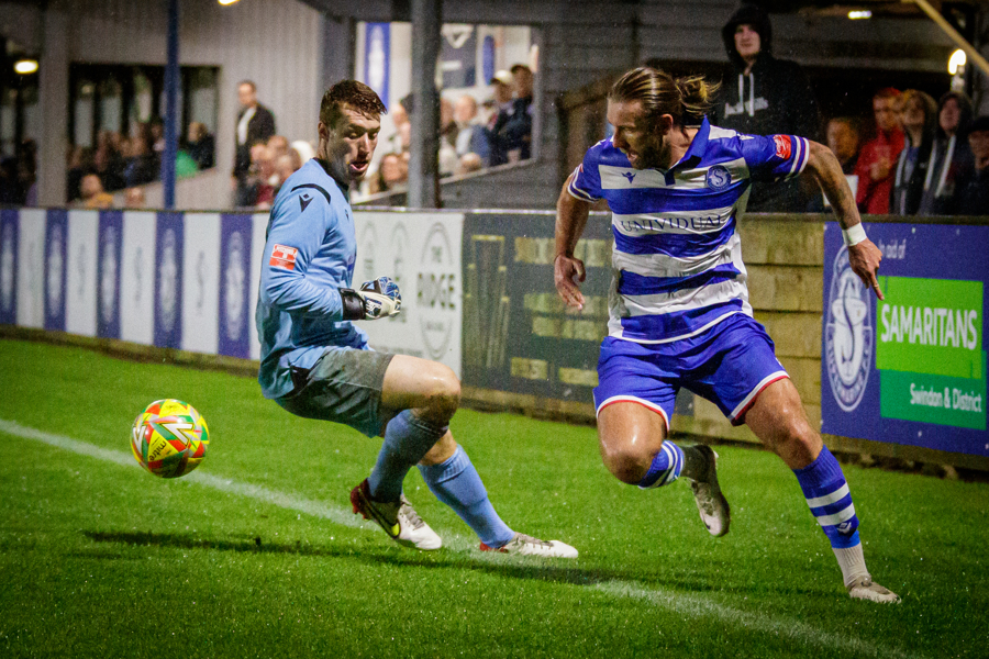 Marine 1 Willand Rovers 0